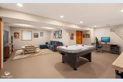 1416 Lucerne Drive, Crystal Lake, IL 60014 - Photo 21