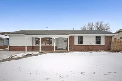 210 Brookhaven Drive, Elk Grove Village, IL 60007 - Photo 1