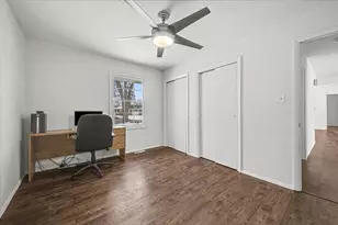 210 Brookhaven Dr, Elk Grove Village, IL 60007 - Photo 23