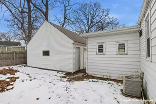 33759 N Lake Shore Dr, Grayslake, IL 60030 - Photo 25