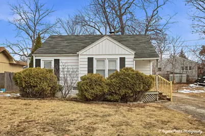 33759 N Lake Shore Drive, Grayslake, IL 60030 - Photo 1
