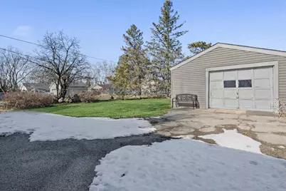 34 Golfview Lane, Carpentersville, IL 60110 - Photo 25
