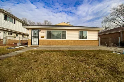1335 Mackinaw Avenue, Calumet City, IL 60409 - Photo 1
