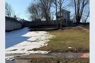 312 Oak Street, Waukegan, IL 60085 - Photo 1