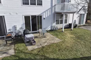 48 Arboretum Dr, Lombard, IL 60148 - Photo 21