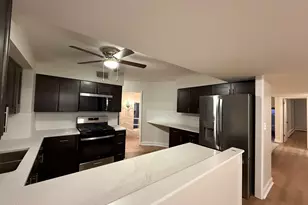 2435 N 76th Ct, Elmwood Park, IL 60707 - Photo 9