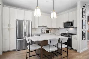 2958 Langston Cir, Saint Charles, IL 60175 - Photo 9