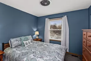 960 Mensching Rd, Roselle, IL 60172 - Photo 17