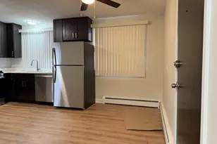 2431 N 76th Ct, Elmwood Park, IL 60707 - Photo 5