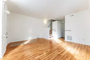 4933 N Kenmore Ave, Chicago, IL 60640 - Photo 3