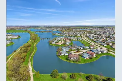 12 Surrey Court, Grayslake, IL 60030 - Photo 3