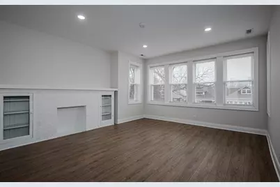 6005 S Fairfield Avenue, Chicago, IL 60629 - Photo 11