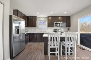 1911 Pauline Pl, Plano, IL 60545 - Photo 15