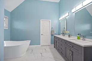 3915 Royal Portrush Dr, Naperville, IL 60564 - Photo 33