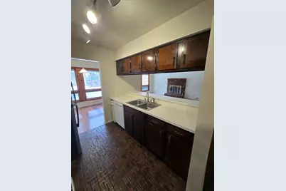 905 Hickory Road, Woodstock, IL 60098 - Photo 17