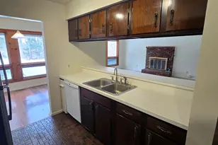 905 Hickory Rd, Woodstock, IL 60098 - Photo 17