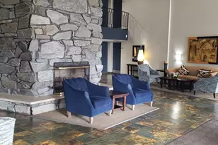 1198 Royal Glen Dr, Glen Ellyn, IL 60137 - Photo 3