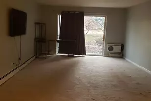 1198 Royal Glen Dr, Glen Ellyn, IL 60137 - Photo 7