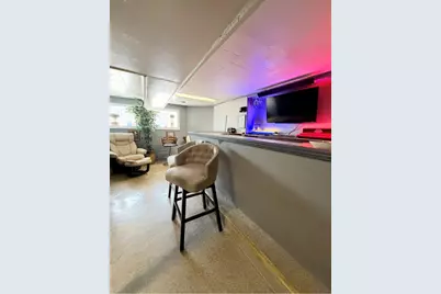 8623 S Cregier Avenue, Chicago, IL 60617 - Photo 11