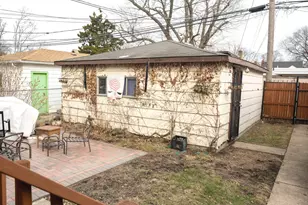 8623 S Cregier Ave, Chicago, IL 60617 - Photo 21