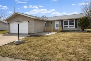 16 Kim Dr, Bourbonnais, IL 60914 - Photo 1