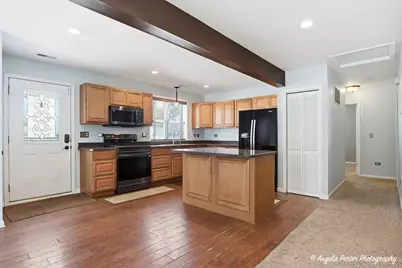 39450 N Circle Avenue, Antioch, IL 60002 - Photo 7