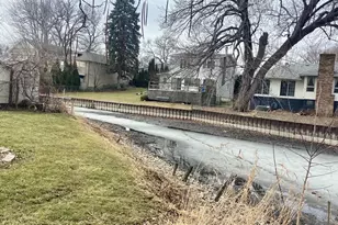 39450 N Circle Ave, Antioch, IL 60002 - Photo 5