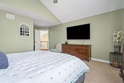 8007 Sierra Woods Lane, Carpentersville, IL 60110 - Photo 15