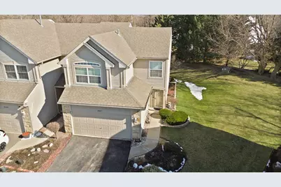 8007 Sierra Woods Lane, Carpentersville, IL 60110 - Photo 35