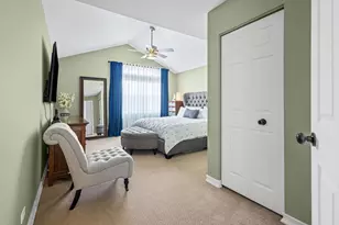 8007 Sierra Woods Ln, Carpentersville, IL 60110 - Photo 13