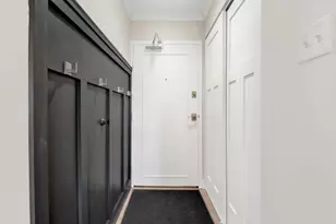 247 E Chestnut St, Chicago, IL 60611 - Photo 27