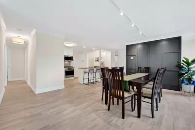 247 E Chestnut Street #1201, Chicago, IL 60611 - Photo 17