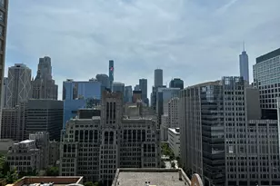 247 E Chestnut St, Chicago, IL 60611 - Photo 37