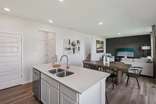 3002 Old Castle Rd, Joliet, IL 60435 - Photo 9