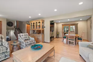 15223 Royal Foxhunt Rd, Orland Park, IL 60462 - Photo 9