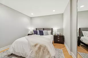 680 N Lake Shore Dr, Chicago, IL 60611 - Photo 13