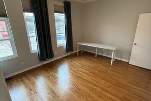 2318 W Bloomingdale Ave, Chicago, IL 60647 - Photo 3