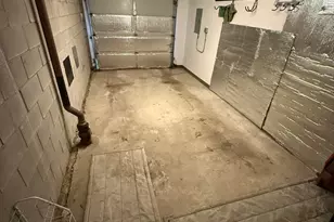 2318 W Bloomingdale Ave, Chicago, IL 60647 - Photo 11