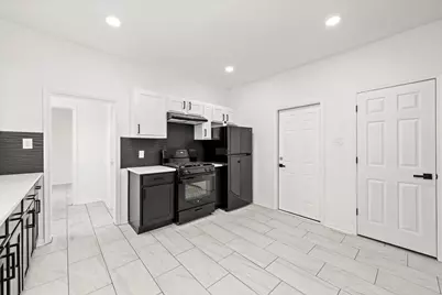 140 W 110th Street, Chicago, IL 60628 - Photo 23