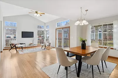 30W073 Penny Lane, Warrenville, IL 60555 - Photo 5