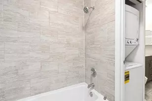 11 Echo Ct, Vernon Hills, IL 60061 - Photo 7