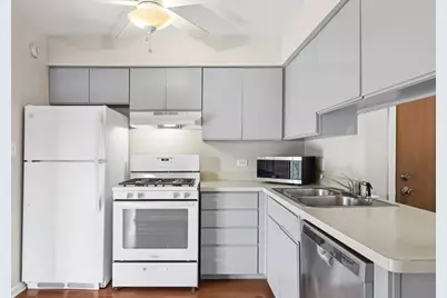 11 Echo Court #12, Vernon Hills, IL 60061 - Photo 5