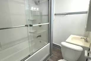 408 S Gardiner Ave, Rockford, IL 61104 - Photo 13