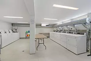 2343 N Greenview Ave, Chicago, IL 60614 - Photo 13