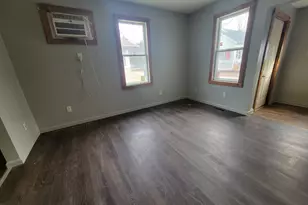 514 E Marquette St, Ottawa, IL 61350 - Photo 7