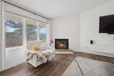 4657 High Point Drive #32, Rockford, IL 61114 - Photo 5