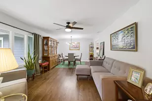 1321 Cumberland Cir E, Elk Grove Village, IL 60007 - Photo 3