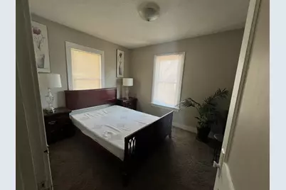 838 Glidden Avenue, Dekalb, IL 60115 - Photo 5