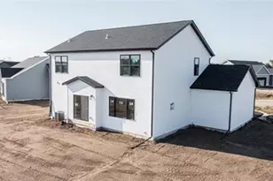 14192 Prairie Commons Ln, South Beloit, IL 61080 - Photo 3