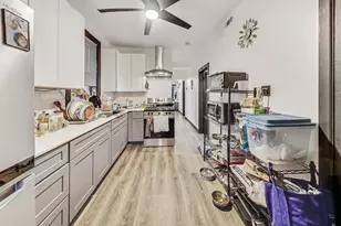 1121 N Lawndale Ave, Chicago, IL 60651 - Photo 9